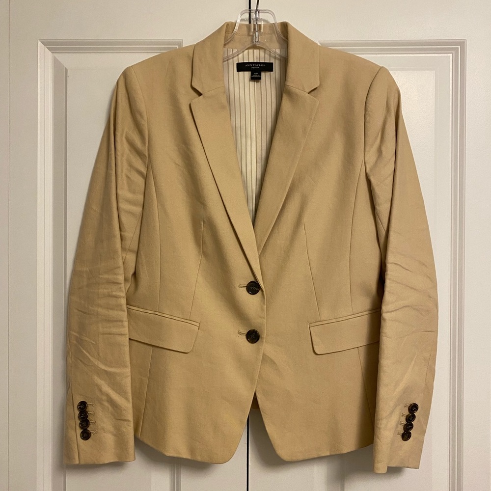 Ann Taylor Linen Suit (2 pieces)